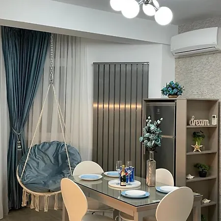 Apartment Mamaia Nord - *