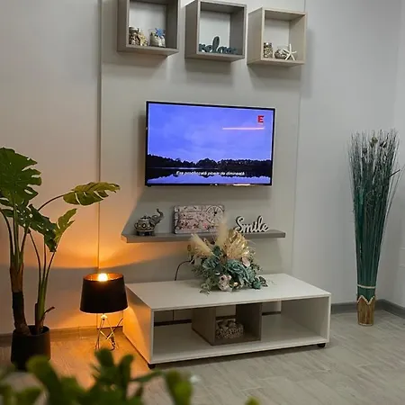 Apartment Mamaia Nord - *